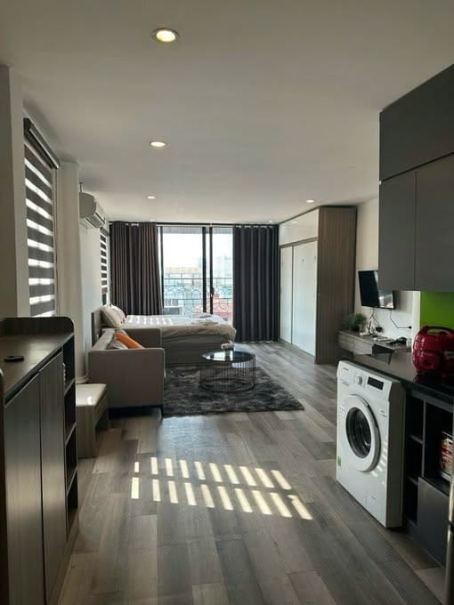 WITH ROOF FLAT AVAILABLE FOR SALE — 1 / 1