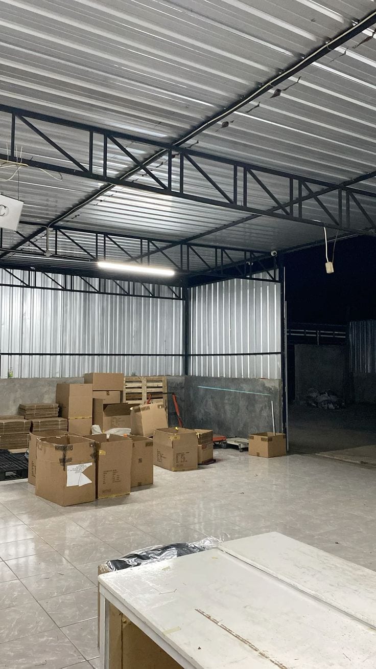 Elite Warehouse Systems ( Ready To Move ) MODERN PRIVATE WAREHOUSES — 1 / 1