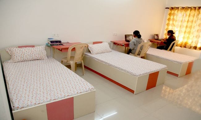 Executive girls hostel defence view BB34 Mini market Karachi — 1 / 1