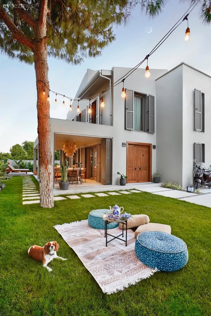 House Sized 5 Marla Available In DHA 9 Town - Block B — 1 / 1