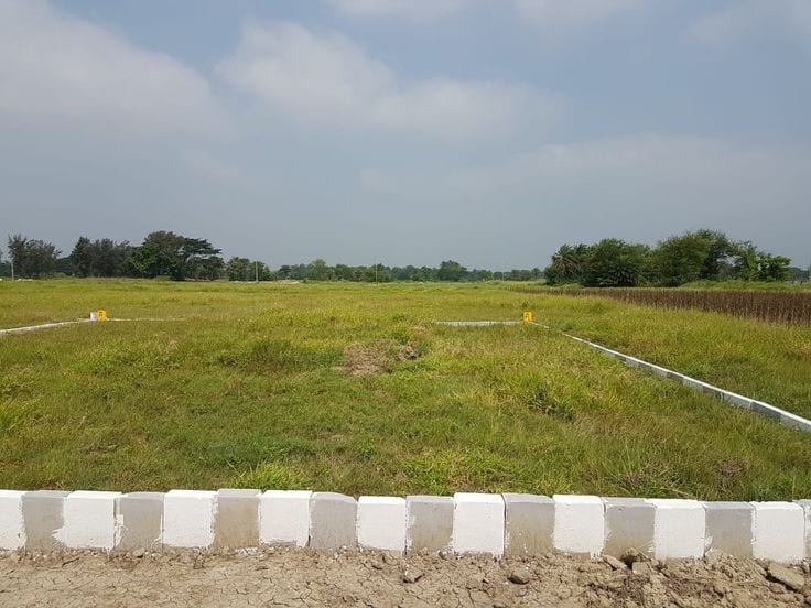 10 Marla Premium Residential Plot Available In Sector C — 1 / 1