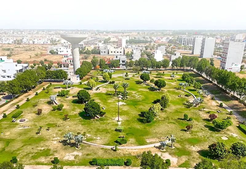 30 Lacs 5 MARLA ON GROUND MOST BEAUTIFUL PRIME LOCATION RESIDENTIAL PLOT FOR SALE . — 1 / 1