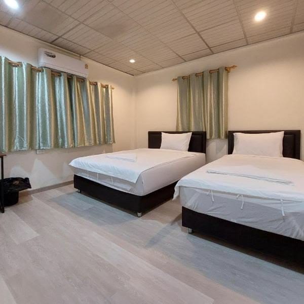 Running Student Hostel Business for Sale near IBA Sukkur — 1 / 1