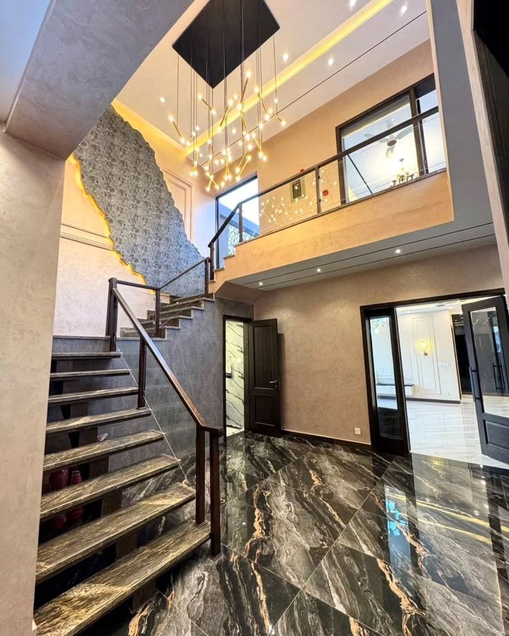 PENTHOUSE FOR SALE — 1 / 1
