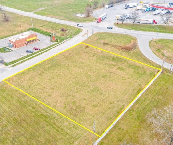 10 Marla Plot Is Available For Sale — 1 / 1