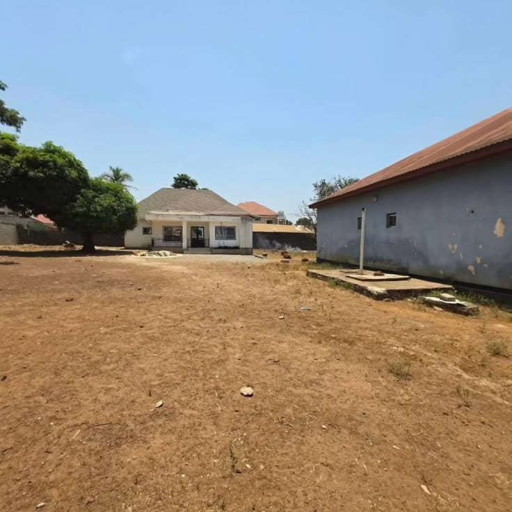 7 Marla Plot Available For Sale Near Park Masjid School — 1 / 1