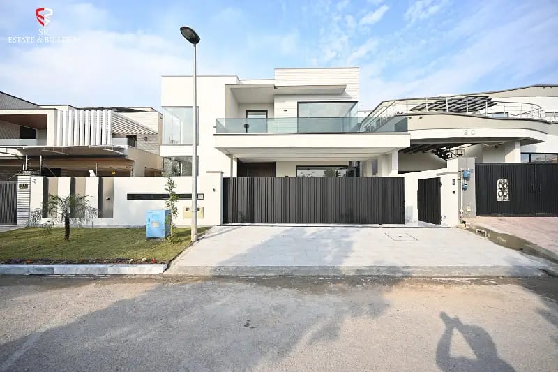 13.50 Crore Kanal House Defence Housing An Elegant Front-Open, 5-Bedroom Double-Unit Luxury Designer House — 1 / 1
