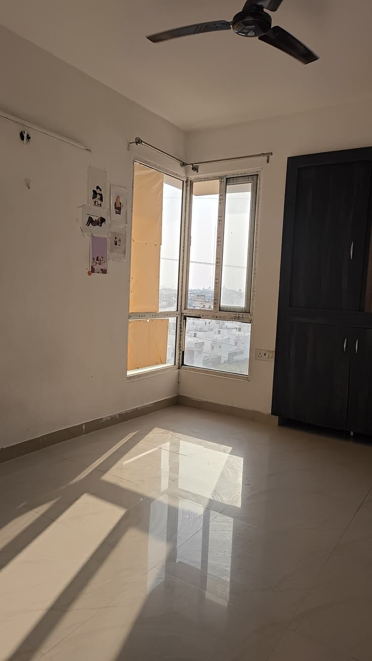 Vip Luxury Apartments For Sale Non Furnished — 1 / 1
