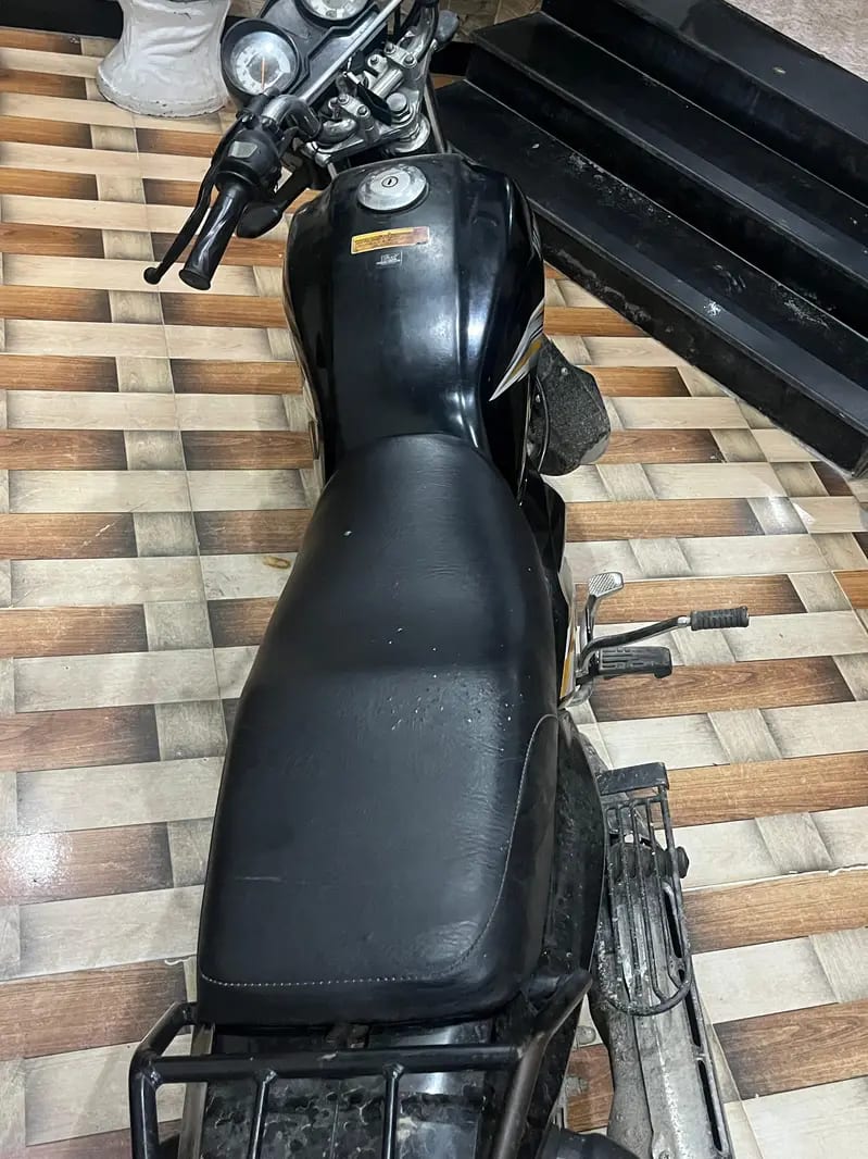 1.80 Lac Yamaha YB 125Z 2018 urgent sale — 1 / 1