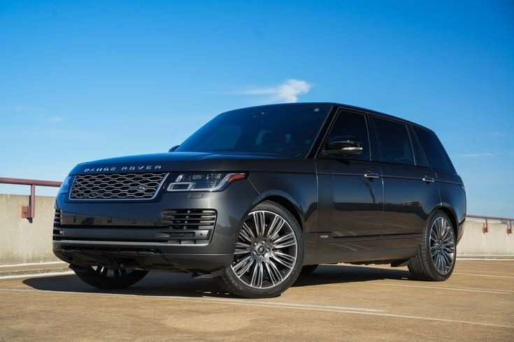 Range Rover Autobiography P440e 2022 — 1 / 1
