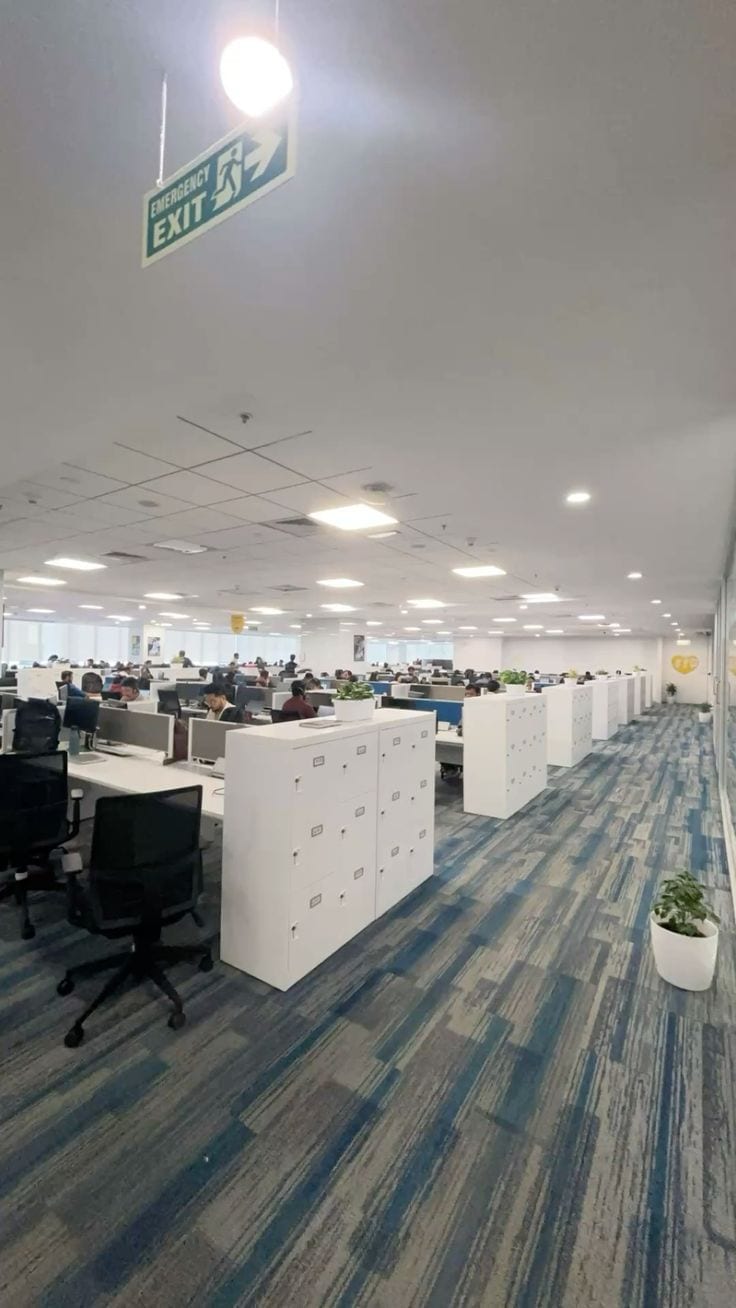 In Gulshan-E-Iqbal - Block 13/C Office Sized 1200 Square Feet For Sale With Rental Income — 1 / 1