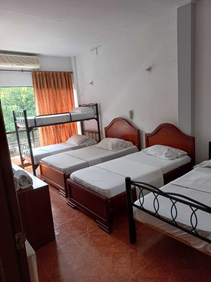 Executive Running Girls Hostel for Sale Commercial Market Rawalpindi — 1 / 1