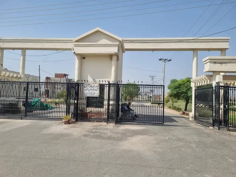 58.50 Lacs Agric cooperative Housing Society MPS, Multan — 1 / 2