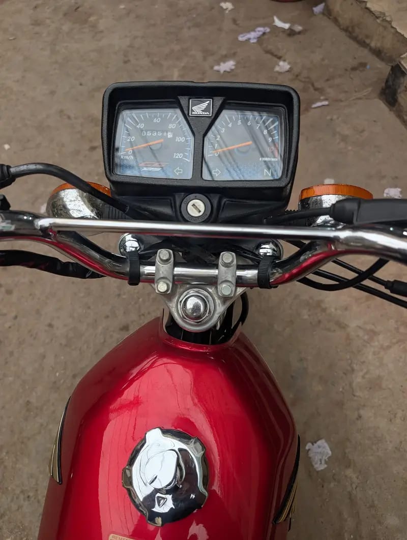 2.75 Lac honda 125 special edition — 1 / 1
