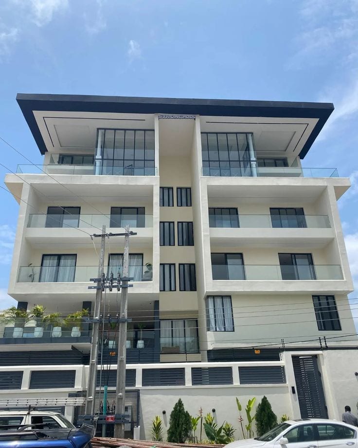 FALAKNAZ Twin Tower For Sale 3 Bedrooms — 1 / 1
