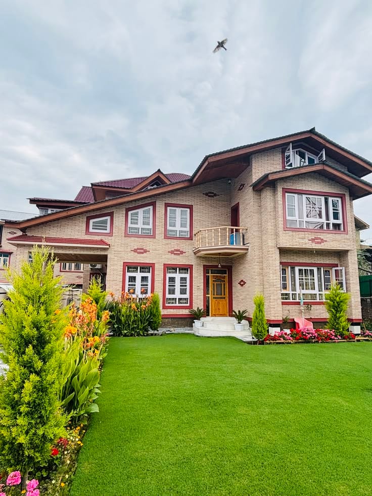 Prime Location Farm House Of 40 Kanal Is Available For sale In Barki Road, Lahore — 1 / 1