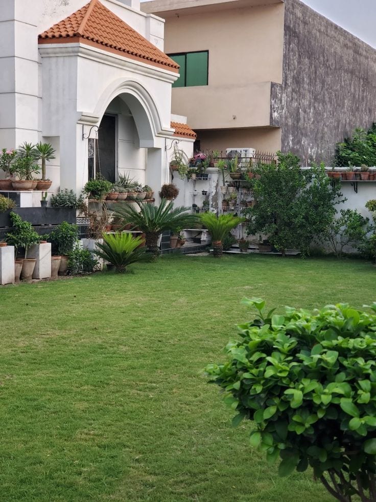 20-Kanal Ultra-Luxury Estate | Margalla Orchard, Farmhouse — 1 / 1