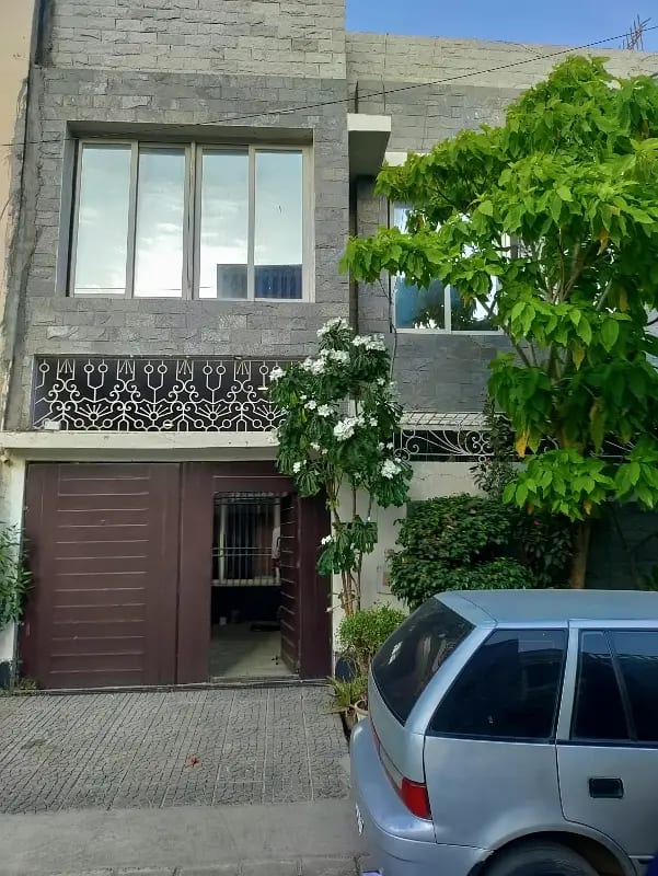 5.75 Crore 100YARDS FULLY RENOVATED READY TO MOVE DOUBLE STORY — 1 / 1