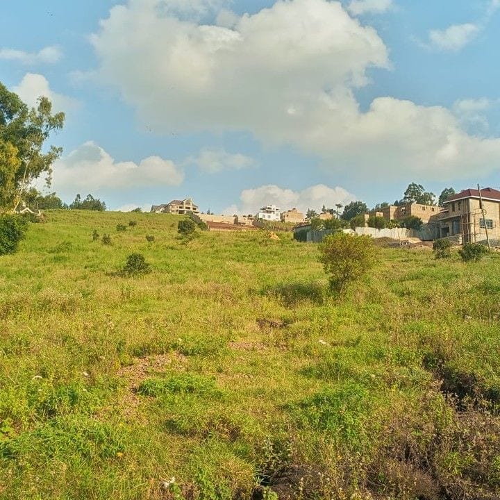 10 MARLA PLOT AVAILABLE FOR SALE — 1 / 1