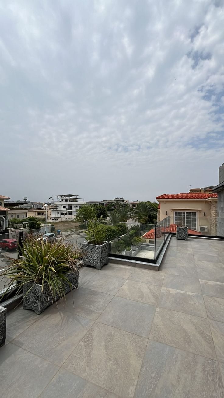 2ND FLOOR CORNER PARK FACING NEWLY CONSTRUCTED PORTION — 1 / 1