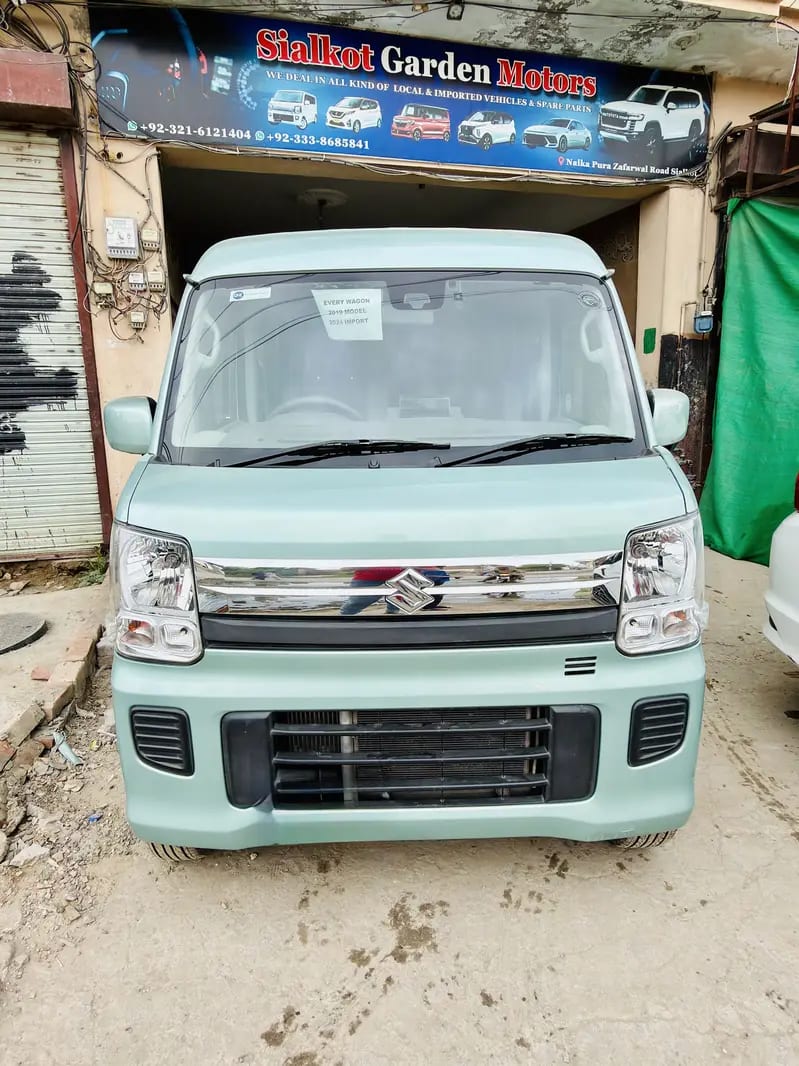 Suzuki Every Wagon JP 2025 – 3.5 Grade | 2019 Model | 2024 Import — 1 / 1