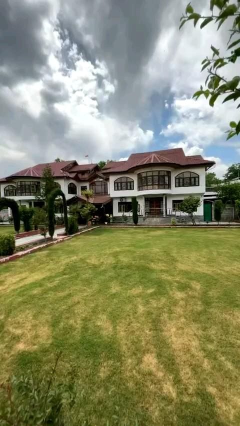 Gulberg Green D Block 05 Kanal Structure For Sale — 1 / 1