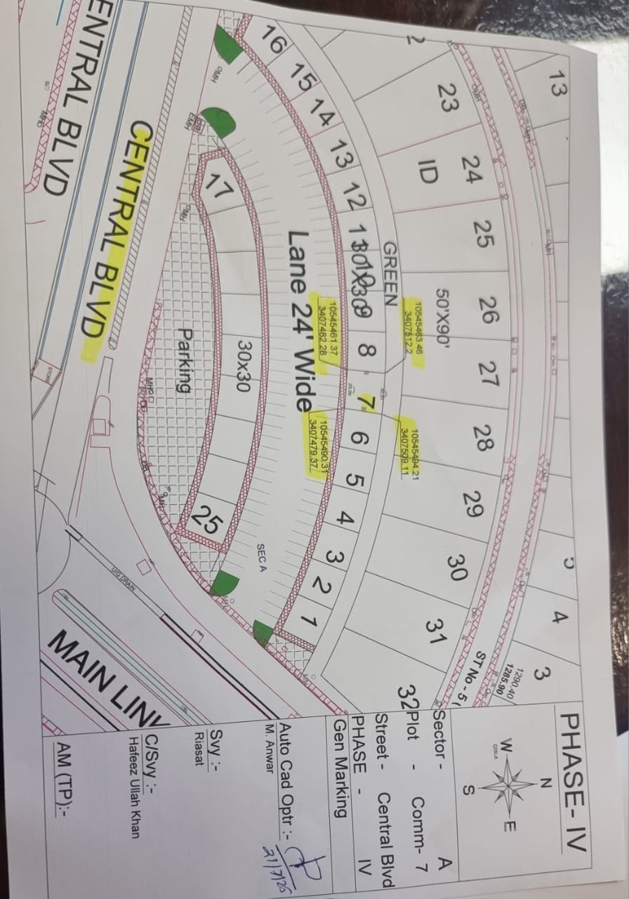 Commercial plot 30x30 in DHA 4 sector A central boulevard — 1 / 1