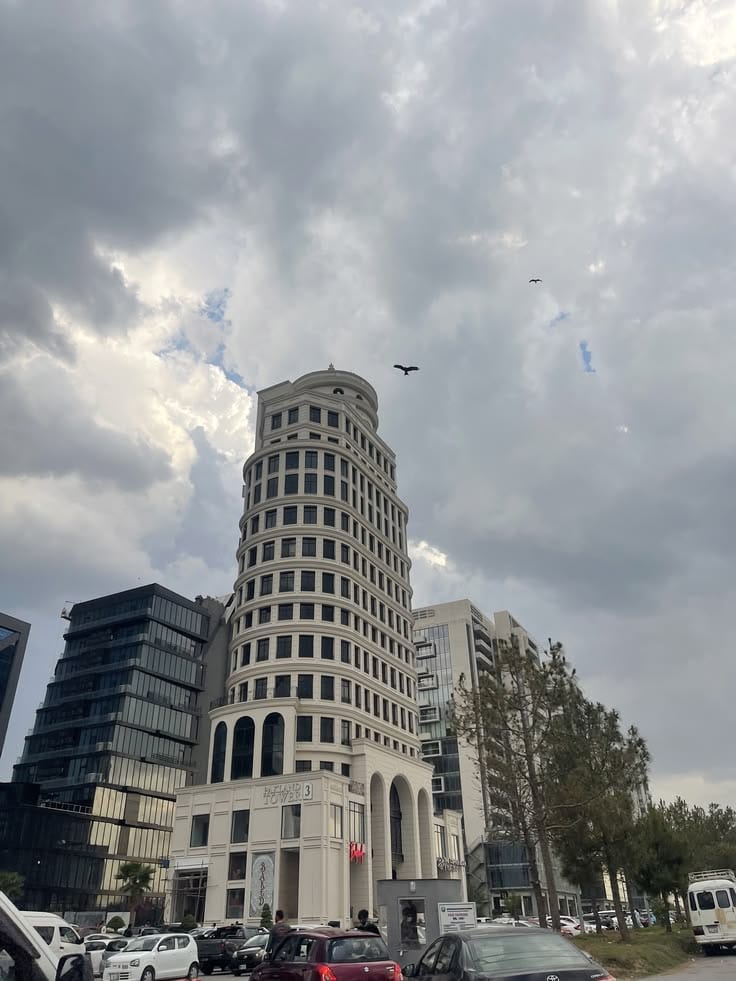 Commercial Plot For Sale For High-Rise Project Building And Best For Investor & Rental Income New Blue Area Islamabad — 1 / 1