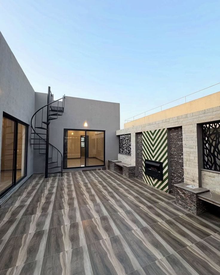Furnished Pent House For Sale — 1 / 1