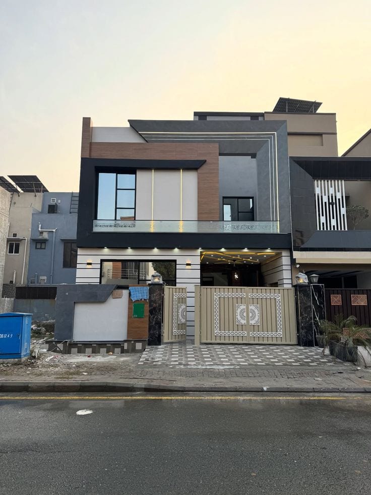 Naval Anchorage Designer House For Sale — 1 / 1